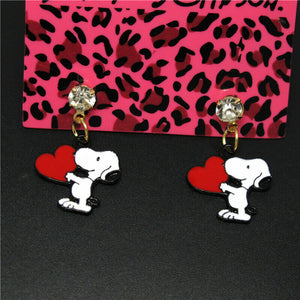 "Peanuts" Snoopy Red Heart Earrings